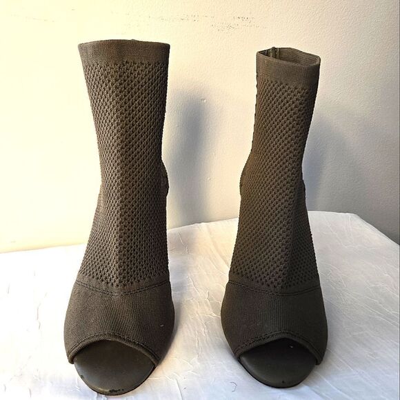 Express Army Green Heeled Boots with Ribbed Texture Open Toe - Picture 8 of 8